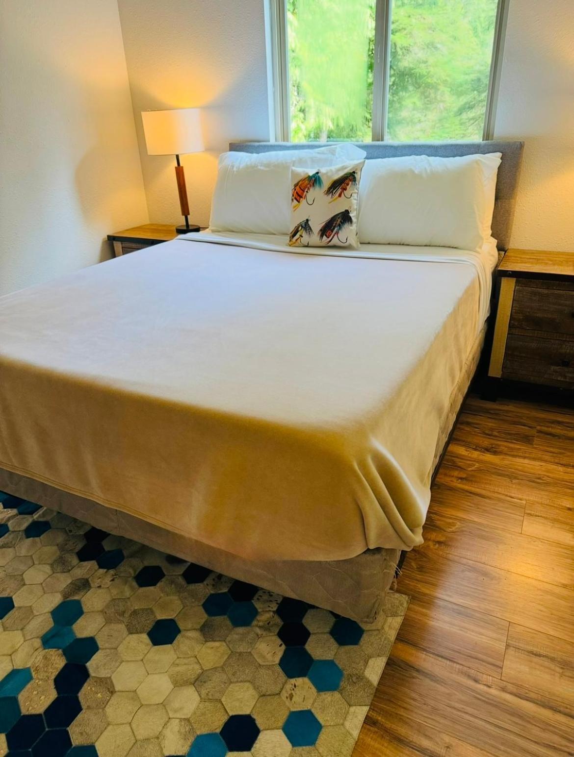 Boardwalk Lodge Thorne Bay 外观 照片